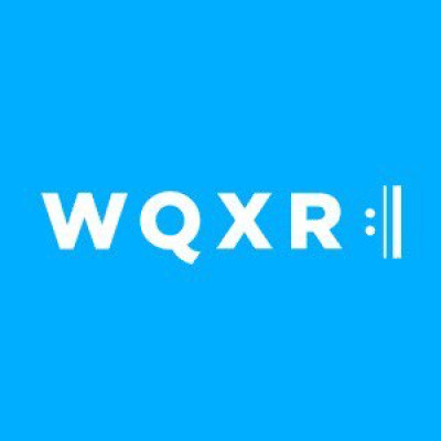 WQXR/FM logo